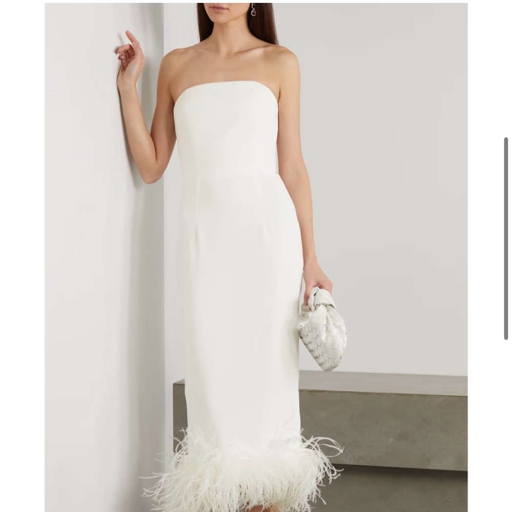 Strapless White Feather-Hem Wedding Dress